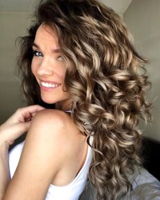 5-Step Experiment to Know if You Have Frizzy Hair or Curly Hair
